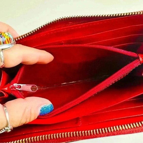 Dooney & Bourke Vintage Zebra Juliette Print Florentine Vachetta Leather Wallet - Picture 8 of 8